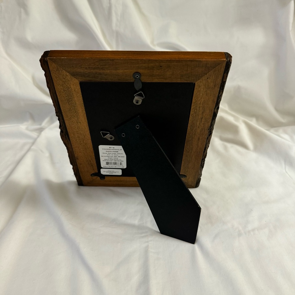 Threshold Rustic 4x6 Photo Frame - Picture 2 of 5